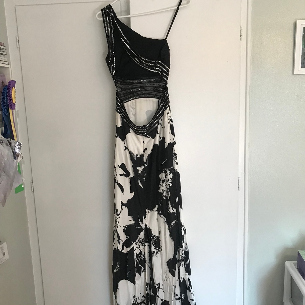Prom Dress - Picture 2 of 2